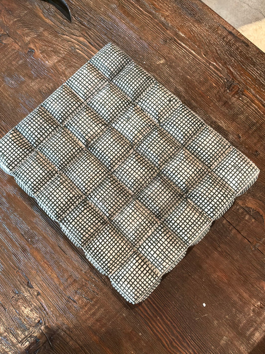 3D Bone Box with Grid Carving XL