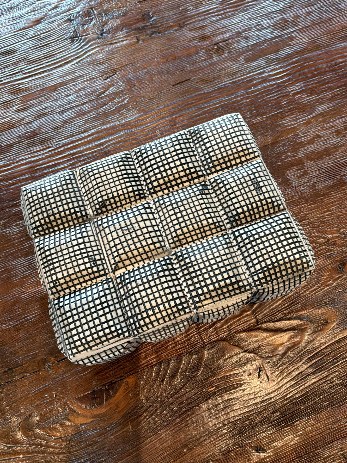 3D Bone Box with Grid Carving Small