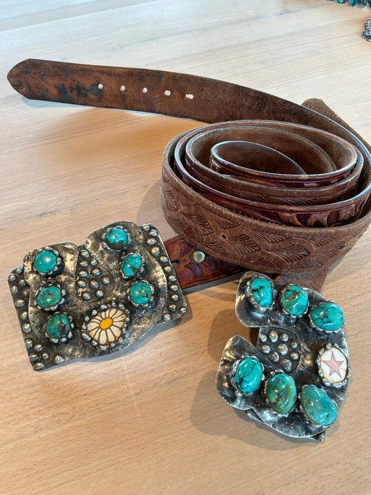 Buckles Turquoise Horseshoe with Belts