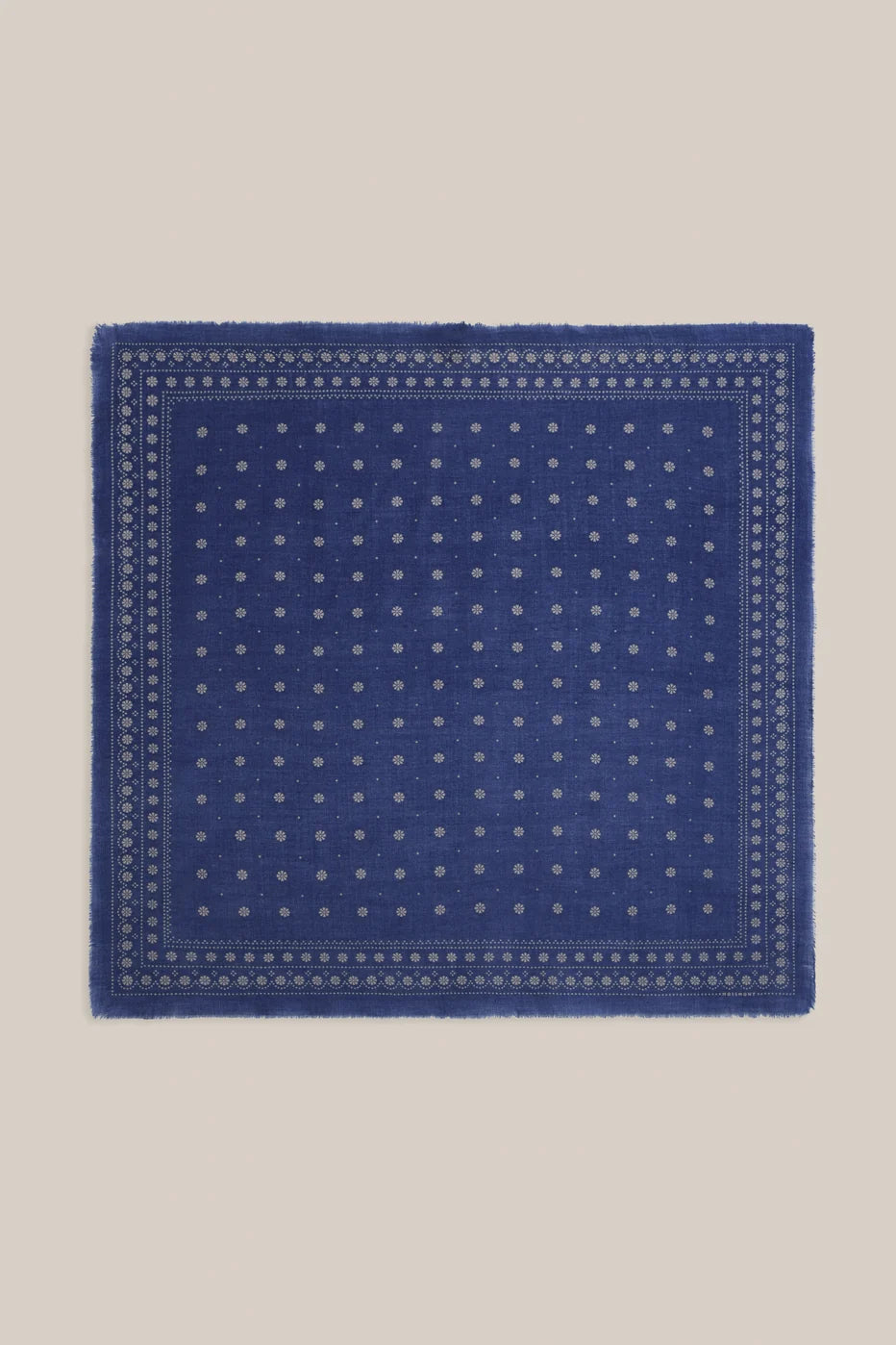 Scarf Achille Tragedy