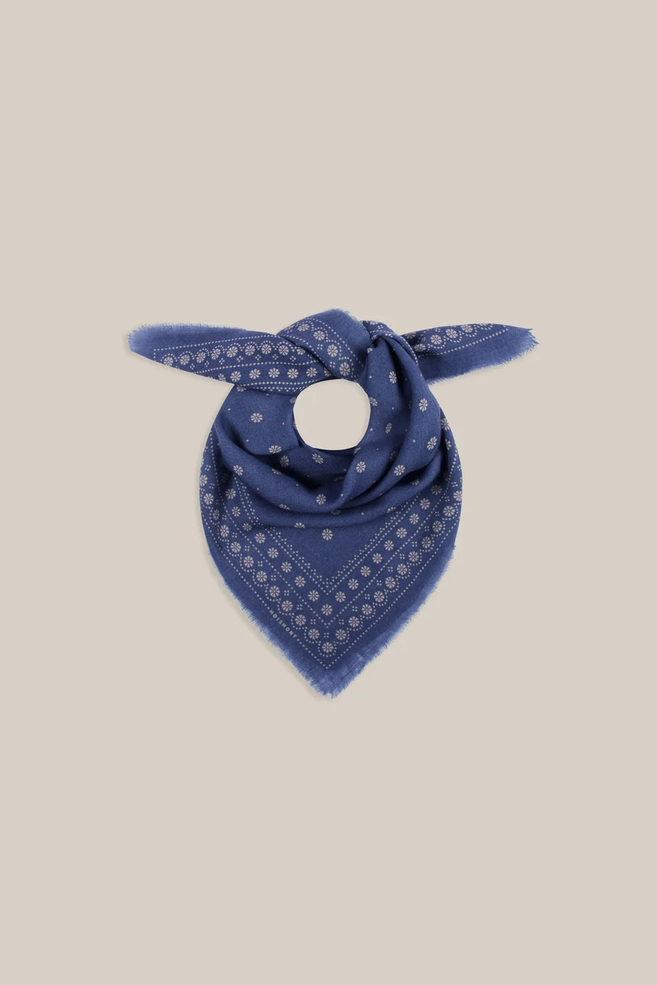 Scarf Achille Tragedy
