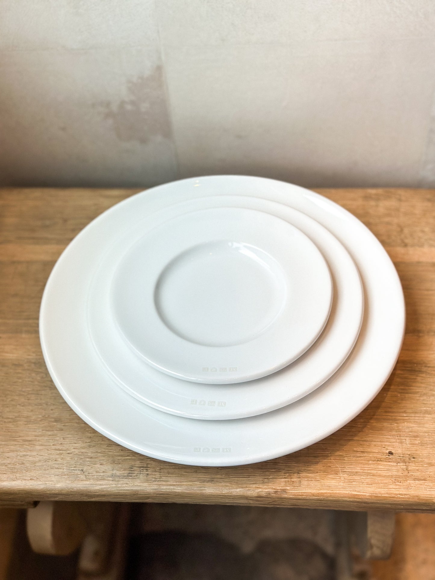 Match 1508 Dinnerware