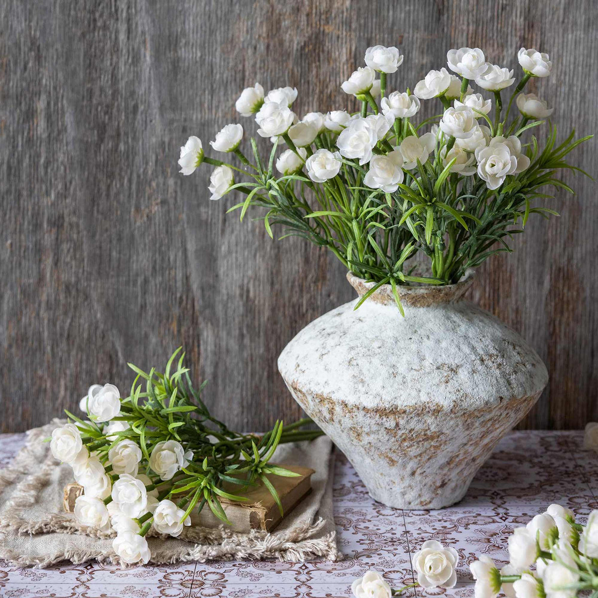 ARTIFICIAL HELLEBORE BUNCH, WHITE