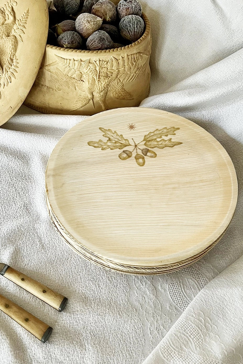Compostable Palm Leaf Plates | Acorns