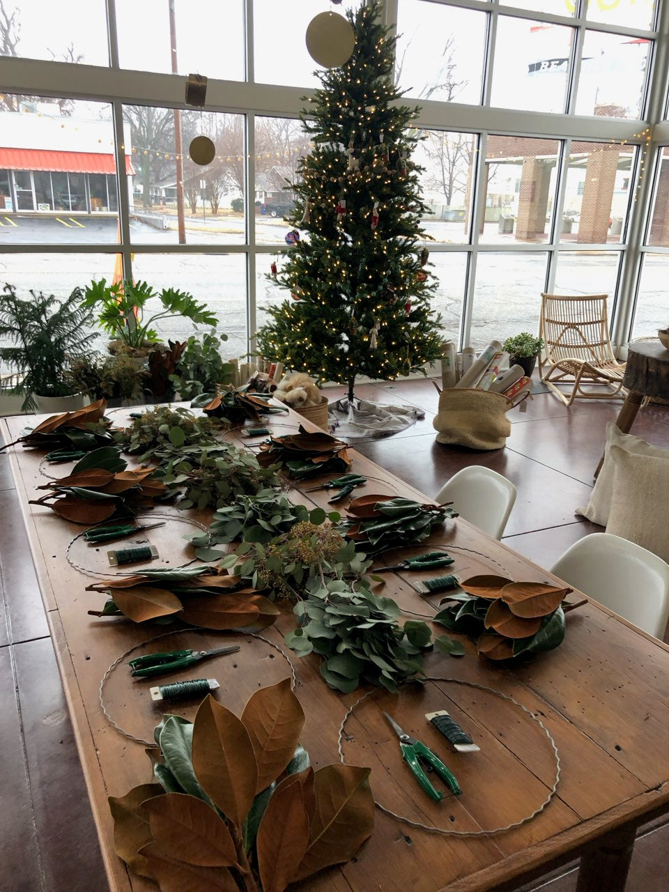 Magnolia Wreath Class