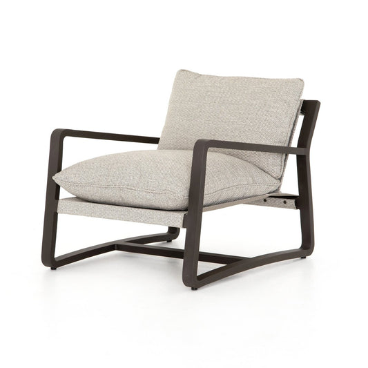Lean Outdoor Chair