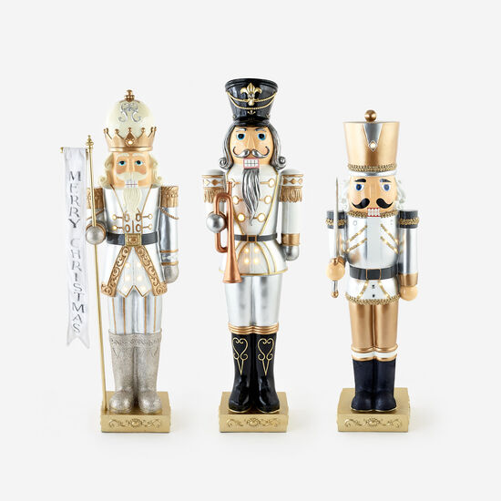 Nutcracker w/Lights & Adaptor