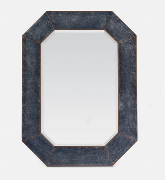 Elly Mirror
