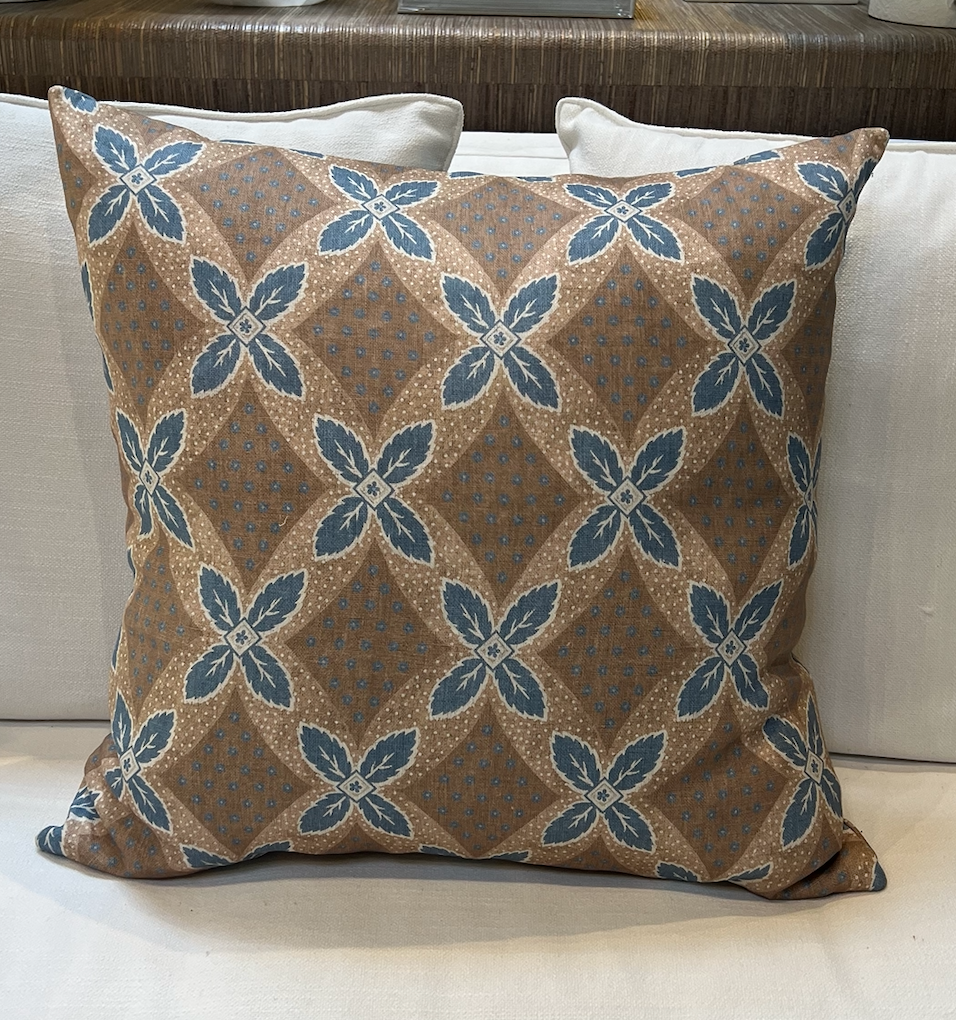 Arthur Linen Pillow