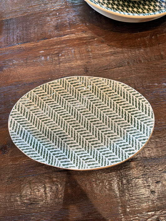Petite Oval Herringbone