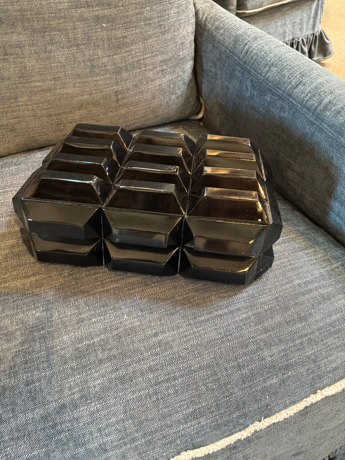 3D Black Horn Rectangular Cube Box