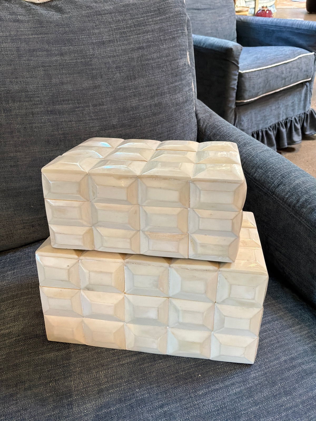 White Bone 3D Rectangular Pattern Box