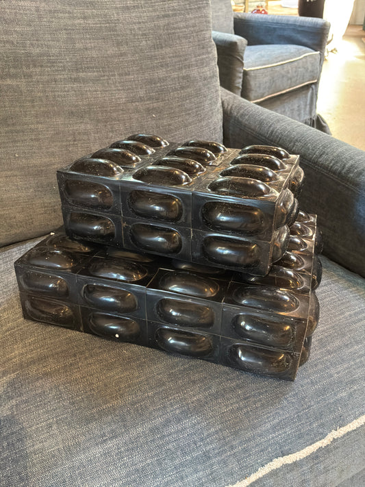 3D Black Horn Oval Box
