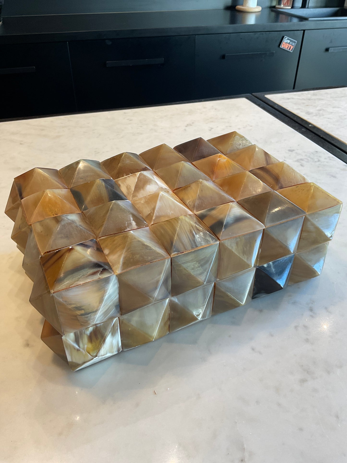 Horn Pyramid Box xl