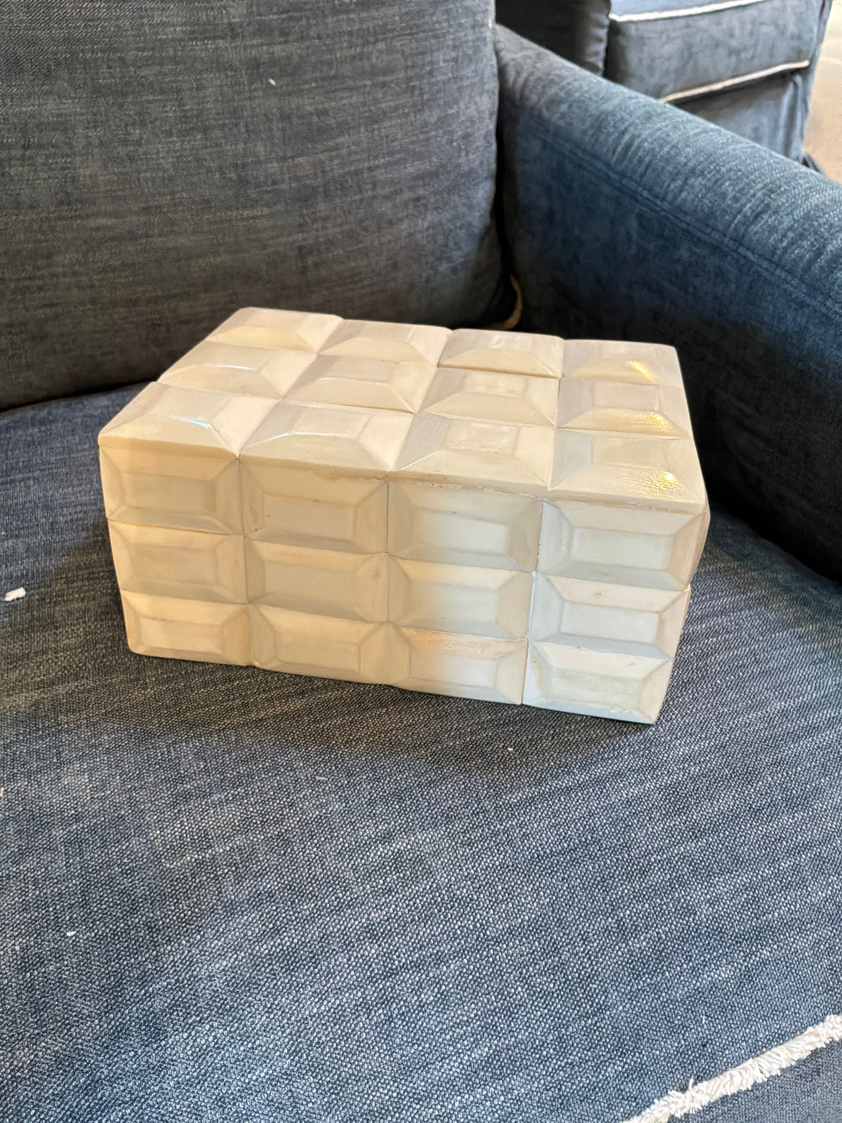 White Bone 3D Rectangular Pattern Box