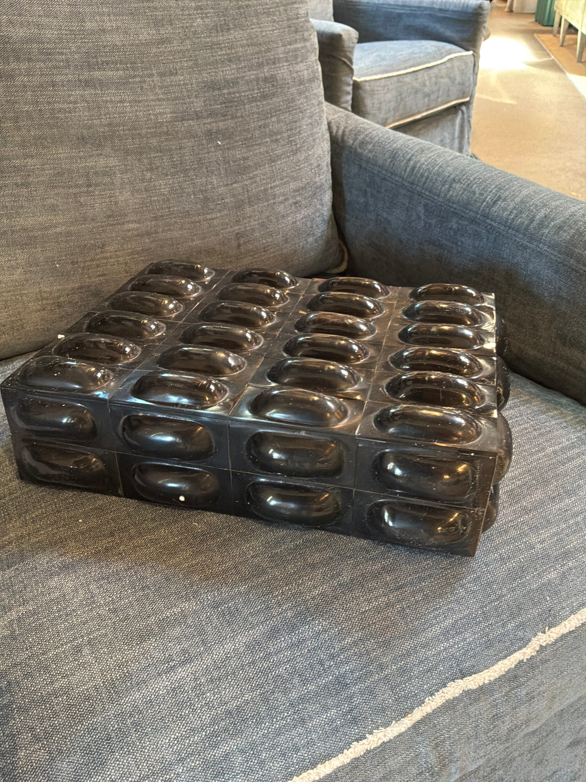 3D Black Horn Oval Box