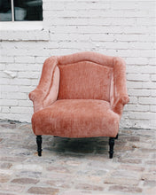 Load image into Gallery viewer, Bog Chair - JD Velluto Rose
