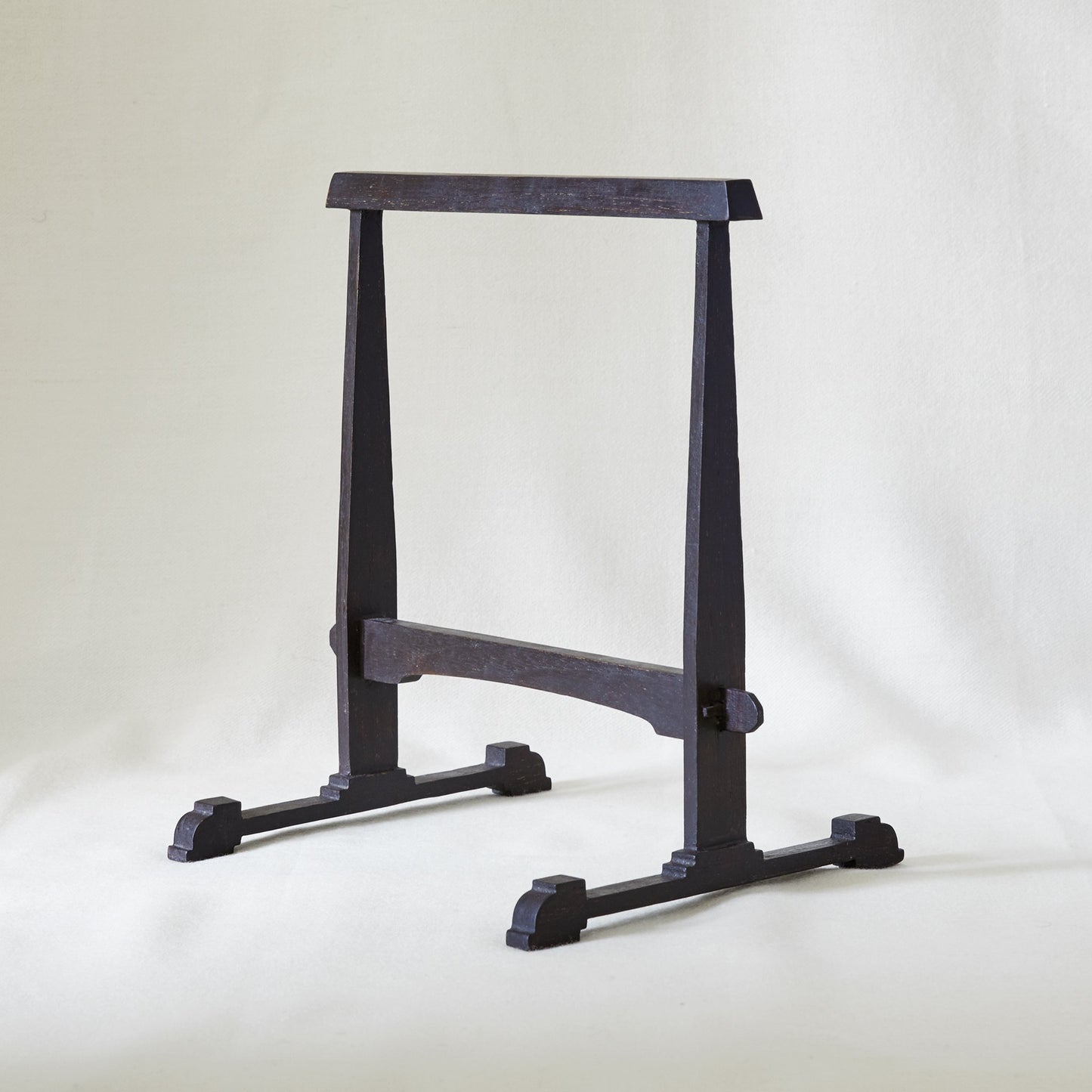 Easel Frame