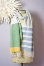 Load image into Gallery viewer, Lambwool Scarves

