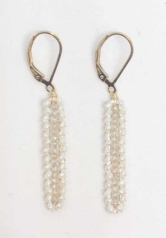 Oval Pearl Earrings