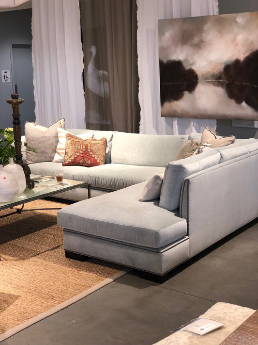 3943-83RF/18LF Sectional