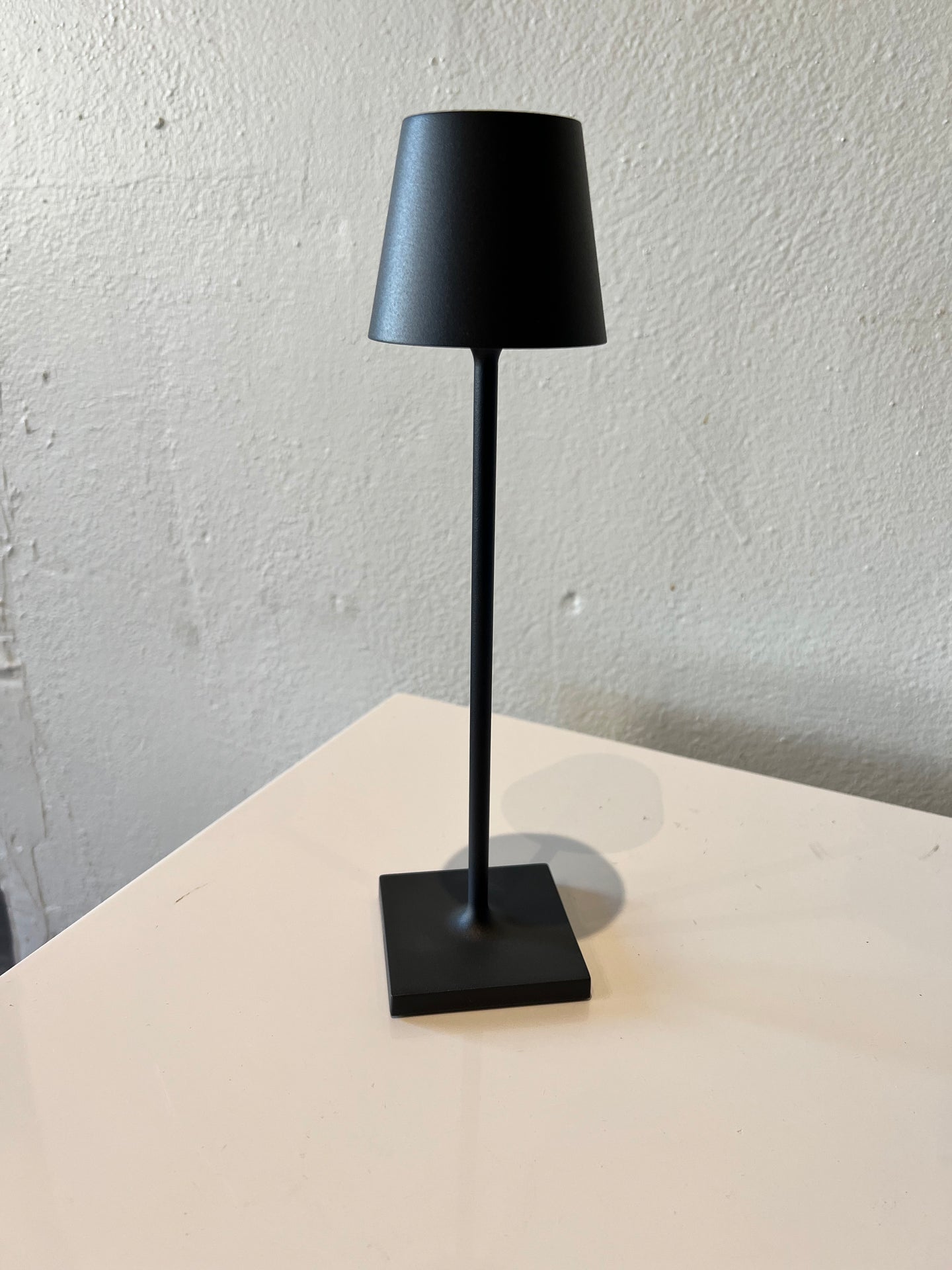 Cordless Micro Table Lamp