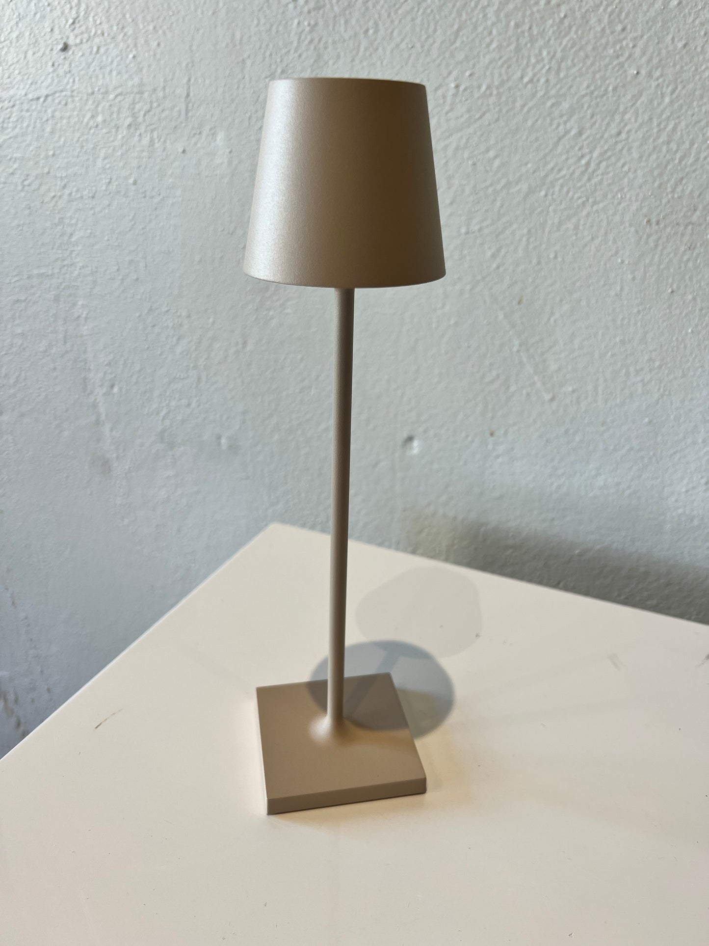 Cordless Micro Table Lamp