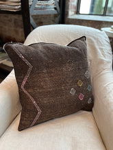 Load image into Gallery viewer, Kilim Pillows
