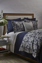 Load image into Gallery viewer, Velvet Coverlet Set
