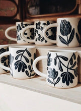 Load image into Gallery viewer, Flower Mugs
