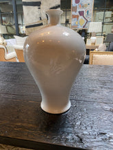 Load image into Gallery viewer, White Porcelain Vase
