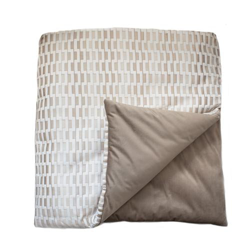 Ingot Throw