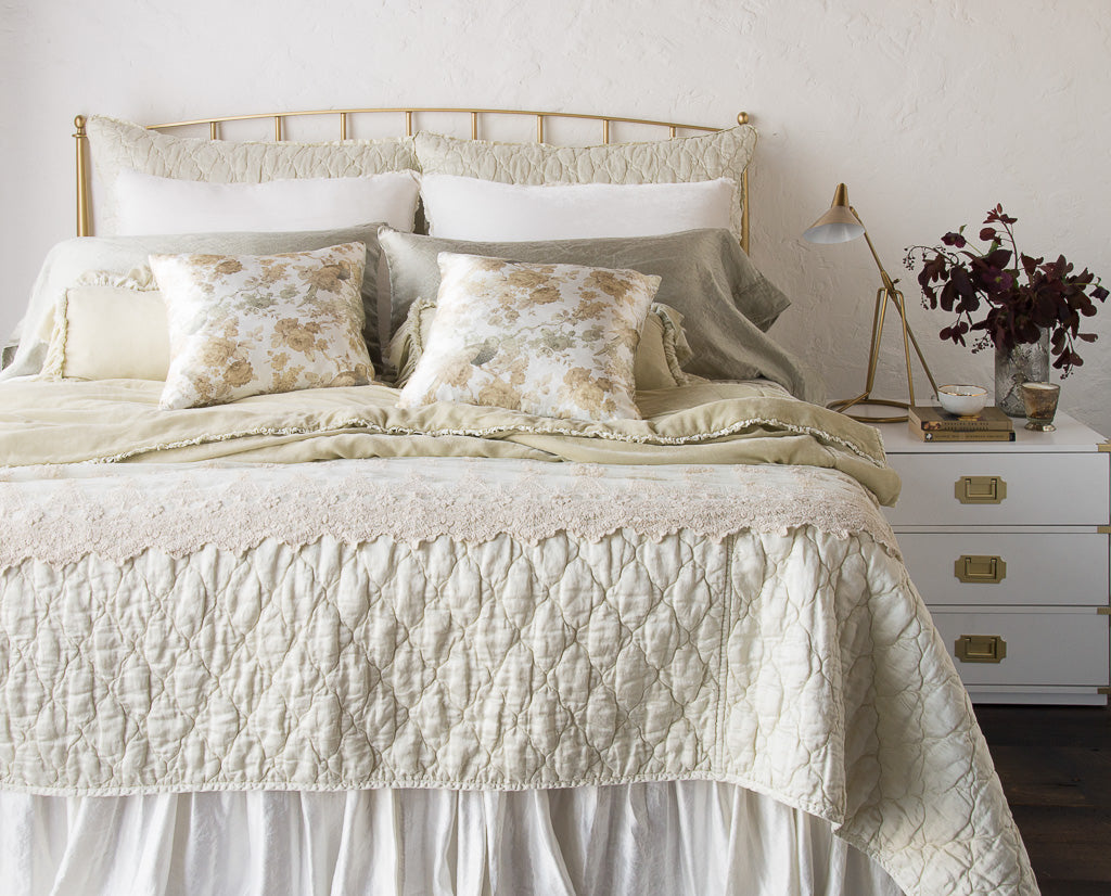 Luna Bedding Collection