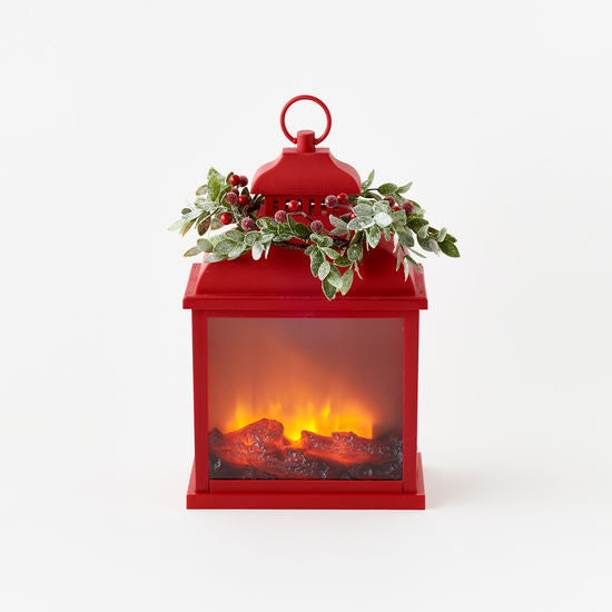 Fire Light Lantern with Wreath