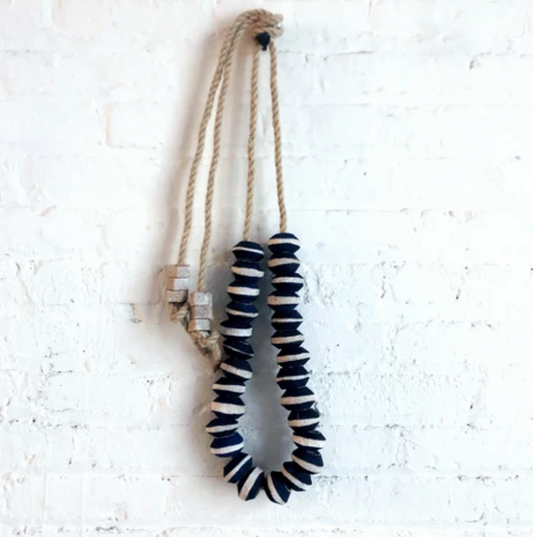 Garland 27: Indigo