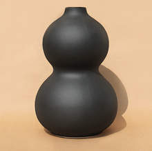 Load image into Gallery viewer, Big Olio Vase
