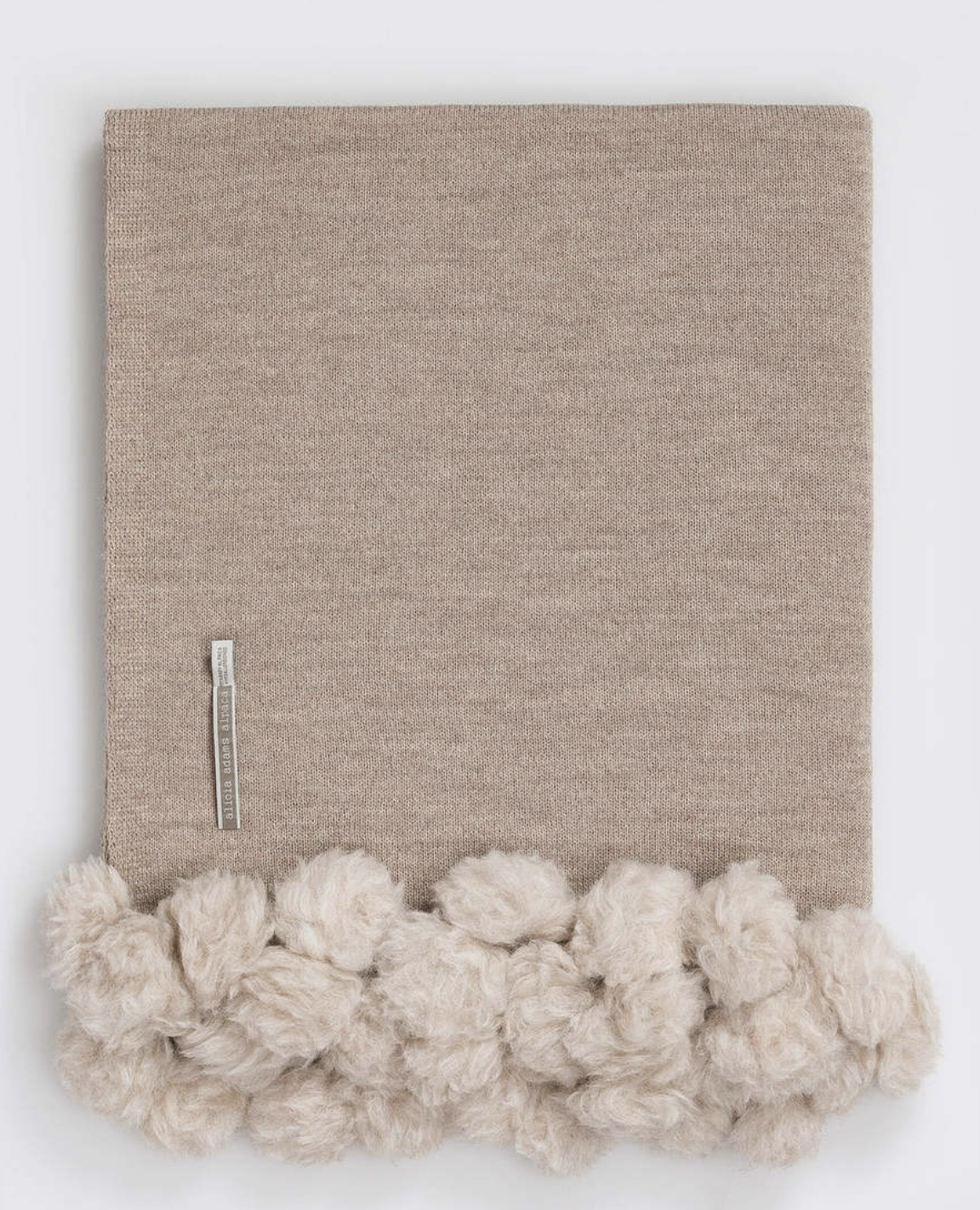 Dandi Throw