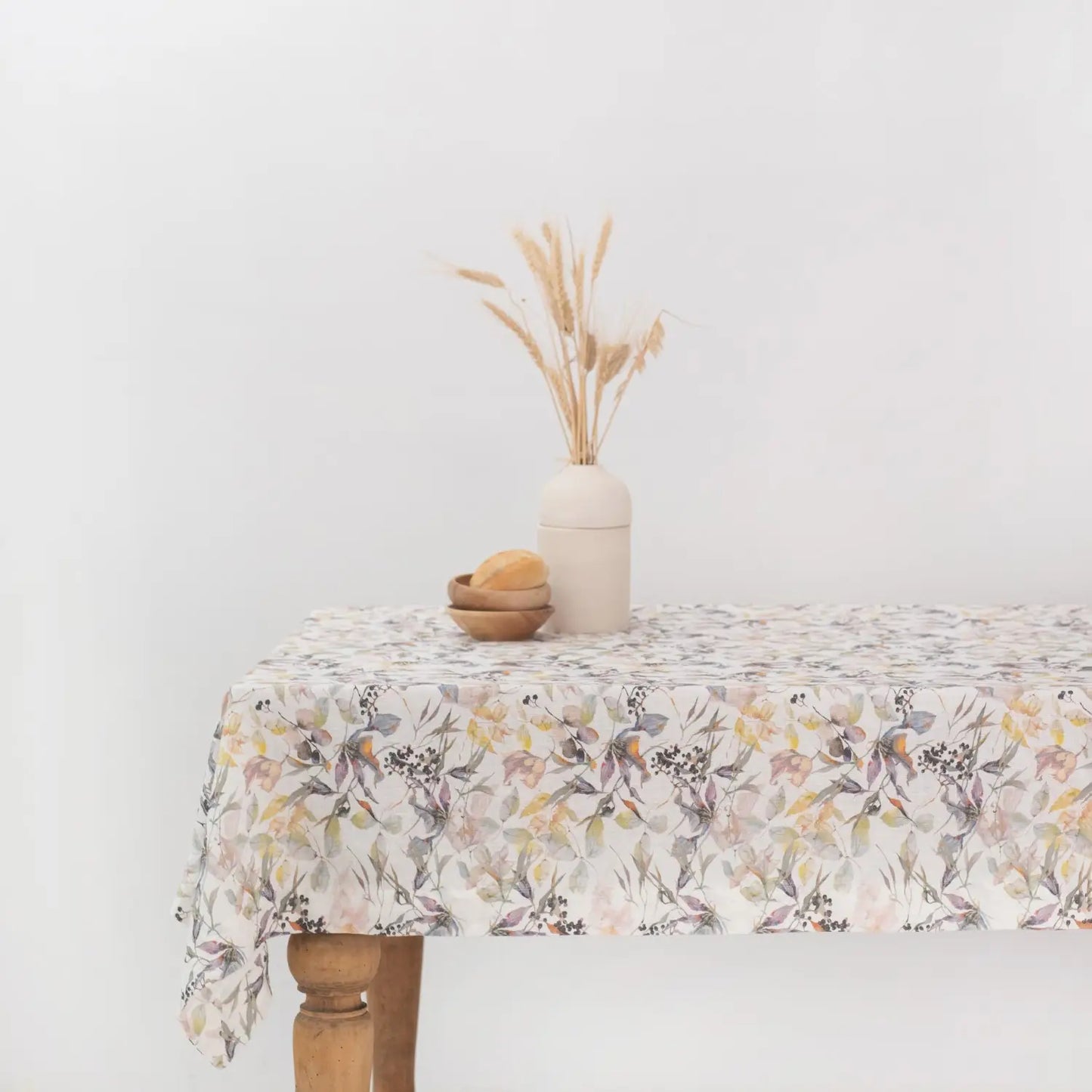 Meadow Linen Napkins & Tablecloth